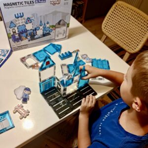 Klocki magnetyczne policja 42 el