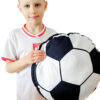 Poduszka piłka nożna i chłopiec w stroju piłkarza reprezentacji