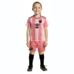 Koszulka, spodenki, getry